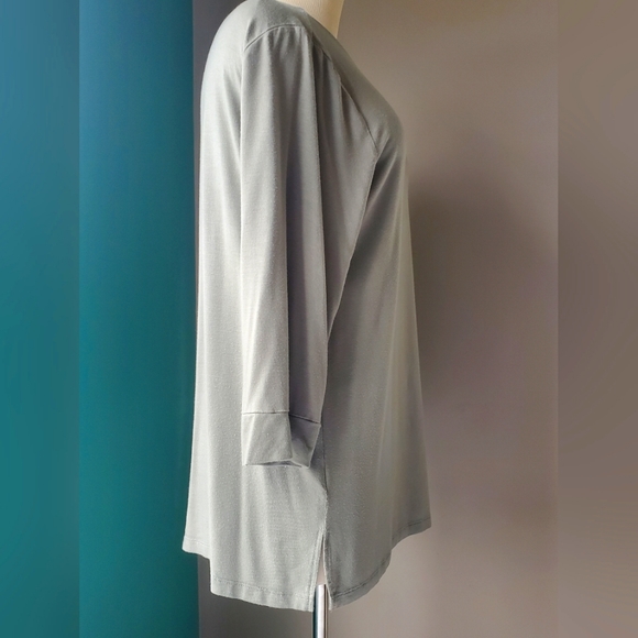 Chico's Women's pull over top sage green quarter sleeves size 2/L soft ECU - Picture 4 of 9